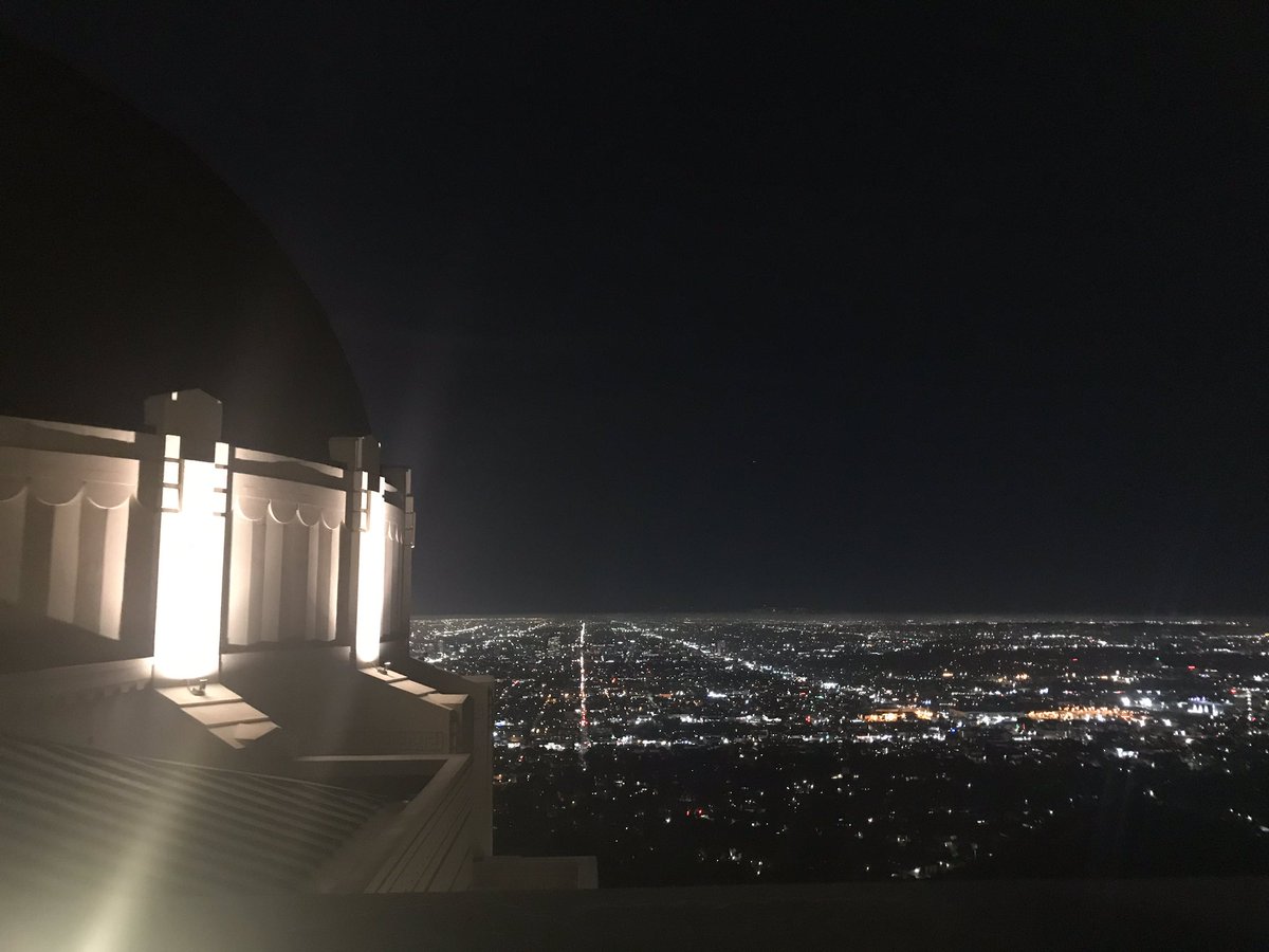 1davidburroughs's tweet photo. Wonderful evening at the @GriffithObserv last night with @WalkerBurroughs and his lifelong friend Jack. Great to get above the stress for a few hours. #walker4idol voting starts tonight! https://t.co/WnkLzyJJyw