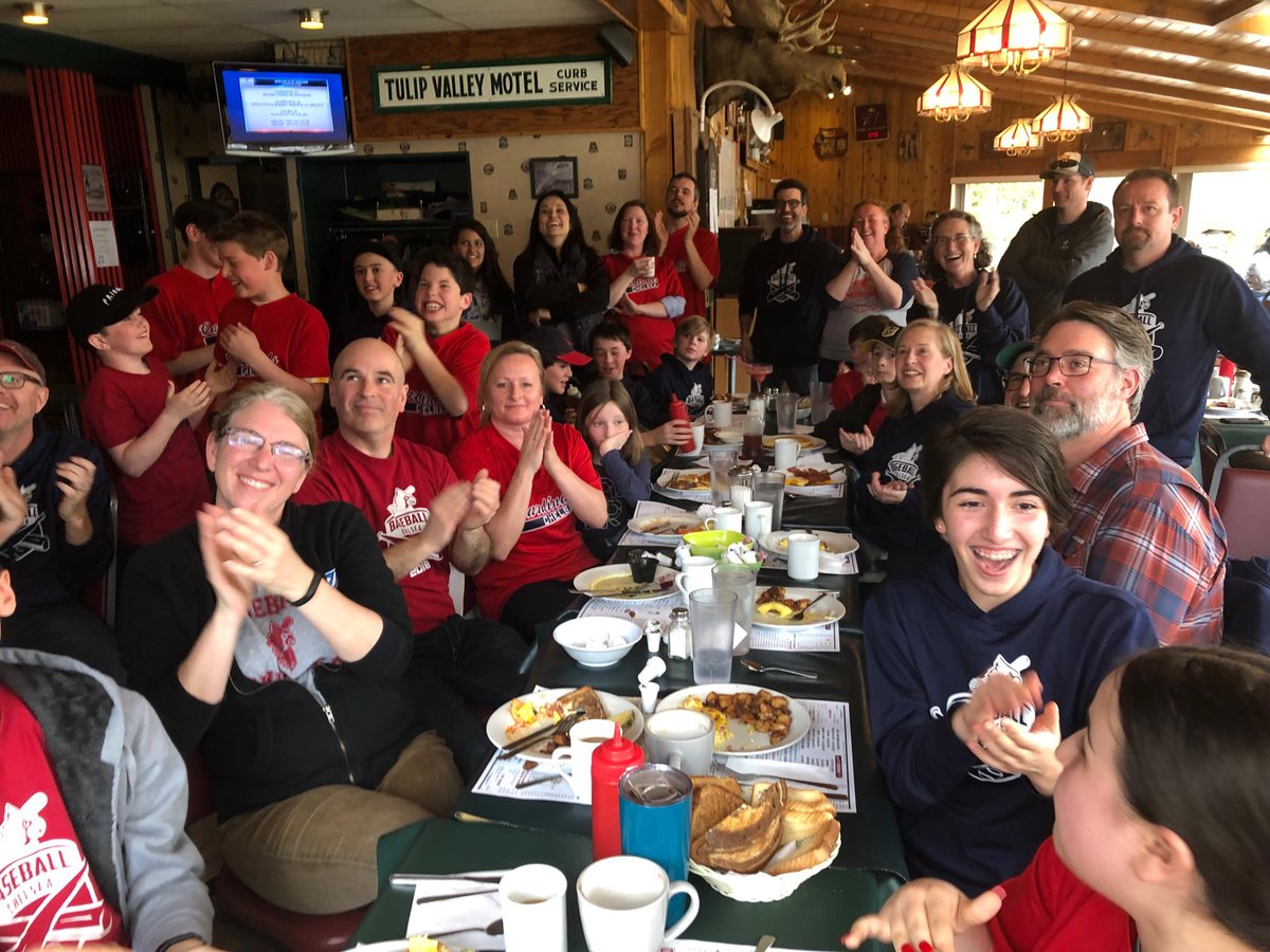 ⁦<a href="/BaseballChelsea/">Baseball Chelsea</a>⁩ ⁦⁦<a href="/chelseaquebec/">Chelsea Quebec</a>⁩ hears the news on ⁦<a href="/Sportsnet/">Sportsnet</a>⁩ from ⁦<a href="/JaysCare/">Jays Care Foundation</a>⁩ with ⁦@MayorCarylGreen⁩ the great news that #therewillbelight Thanks for the great support!