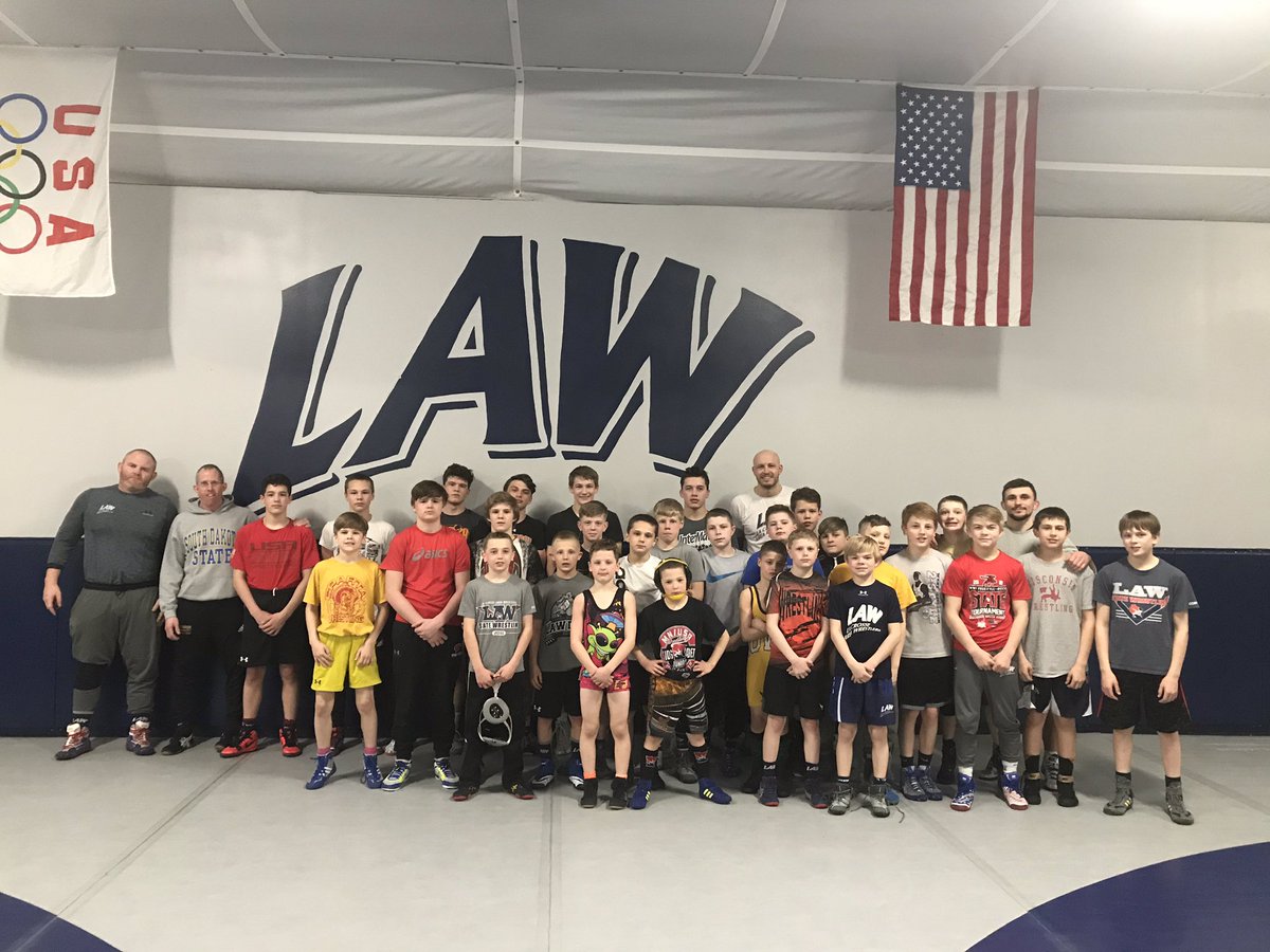 LaCrosseAreaWC's tweet photo. Thanks @NazarKulchytsky for sharing your knowledge and love of the sport with us! Good luck at your upcoming competitions. We will be rooting for ya! #FreestyleCamp #AlwaysLearning https://t.co/QYJiyx1Ruw