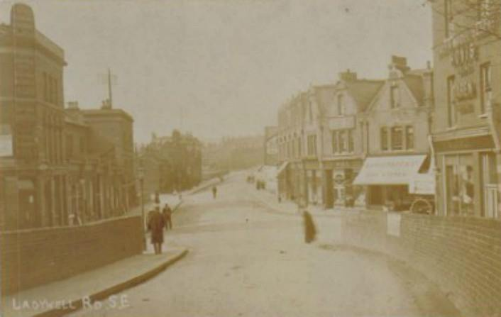 What @LarderLadywell and <a href="/LadywellTavern/">Ladywell Tavern</a> used to look like a long time ago