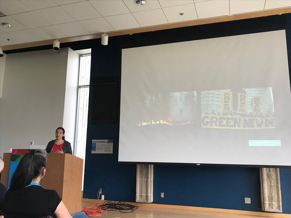 ⁦@SophiaZaia⁩ describes the pillars of the #GreenNewDeal at #canroots , including the right to clean air, water and access to nature. #right2healthyenv blue dot.ca ⁦<a href="/sunrisemvmt/">Sunrise Movement 🌅</a>⁩ #ClimateEmergency