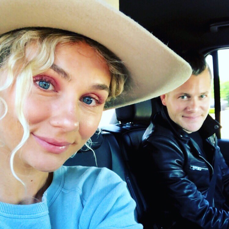 Nashville, here we come. See you again soon, Dallas. Thanks to all who packed the house last night for <a href="/VogelAlcove/">Vogel Alcove</a>. Here’s to pouring more good into the world every chance we get. 🌈🌸⭐️✨