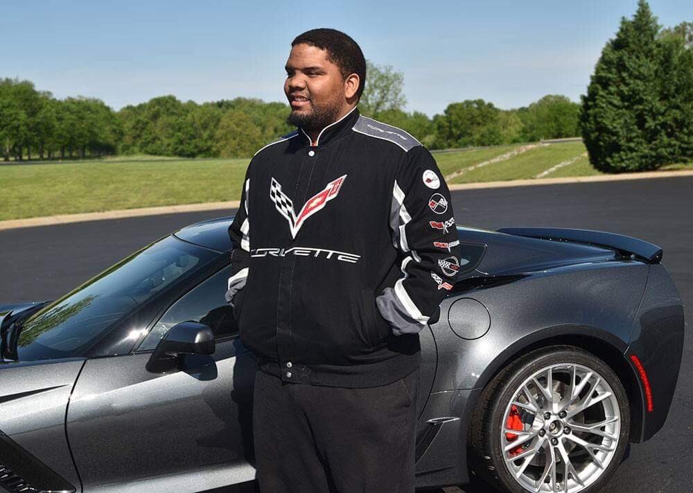 😍 this jacket 🏁 corvettestore.com/corvette-emble…