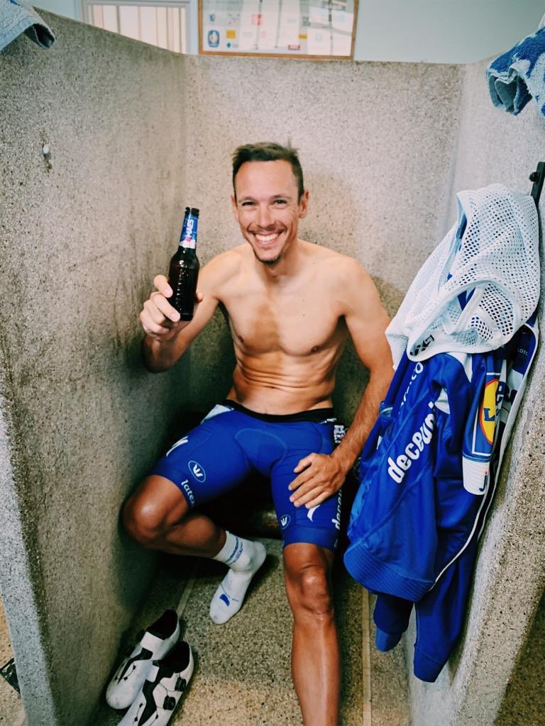 A cold <a href="/Maes_Pils/">Maes Pils</a> in the Roubaix showers at the end of an unforgettable day. It doesn't get any better than this for <a href="/PhilippeGilbert/">Philippe Gilbert</a>.
#ParisRoubaix