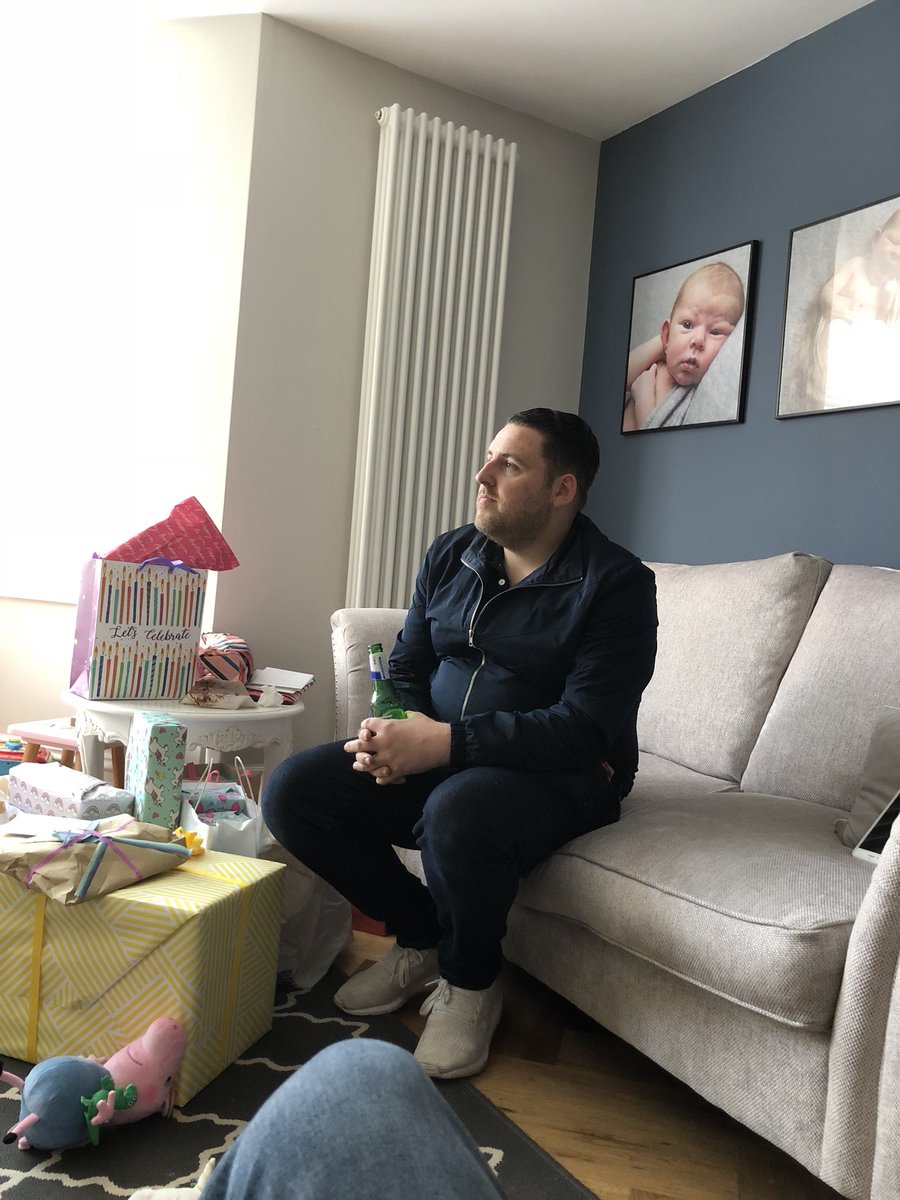 Watching Chelsea lose with <a href="/peterclarke3/">peter clarke ⭐️⭐️</a> is a great way to spend an afternoon...