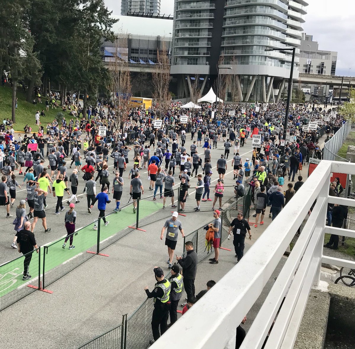 apfa_parenting's tweet photo. Congratulations to the students from @psd_70 for running today in the #sunrun19 https://t.co/IssfVQ9Gqi