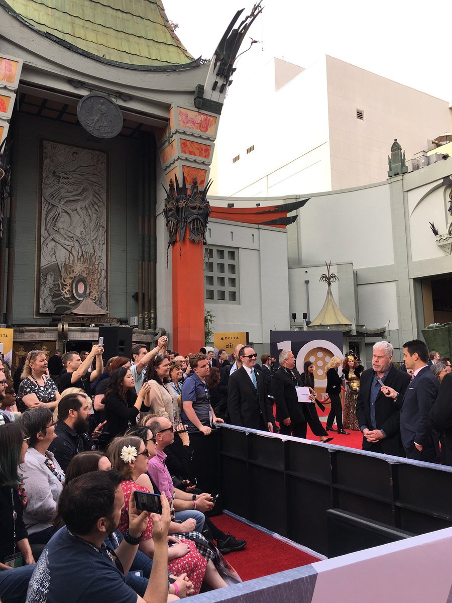.<a href="/davekarger/">Dave Karger</a> chats with Ron Perlman on the red carpet of the #TCMFF. <a href="/ChineseTheatres/">TCL Chinese Theatres</a> <a href="/RonPFanPage/">RonPerlmanFanPage</a> <a href="/tcm/">TCM</a> #Hollywood 🎬⭐️📸🔥