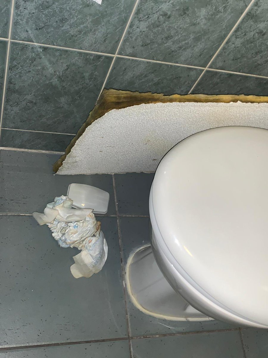 AliciaButler15x's tweet photo. No word of a lie, the ceiling came threw in the hotel room at Blackpool and a load of shitty nappies fell out lol #appysunday https://t.co/7XwR8PcuRQ