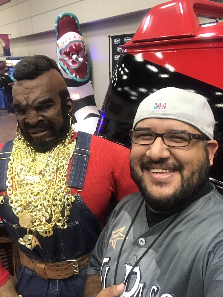 mrtipton33's tweet photo. With @monica1021 at the #GoArmyComicon! Got to meet @VickieGuerrero and the most awesome Mr. T of all time! 
LaVar Burton didn’t like radio tho... #ButterfliesInTheSky https://t.co/p0AQlAEQBf