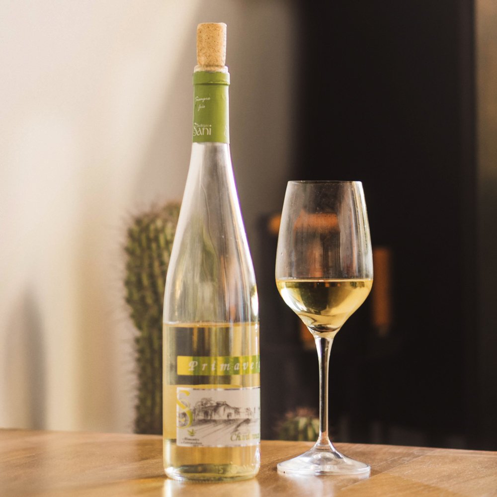 ☀️Domingos para descorchar y disfrutar☀️
.
.
.
#MuchoQueHacerteSentir #BodegasSani #Vermuth #Domingo #Sunday #SundayFunday #PicOfTheDay #Art #PerfectServed #Delicioso #Food #RealFood #Aperitivo