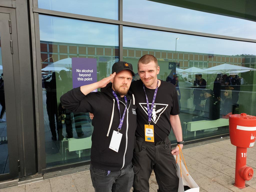 I had the pleasure of meeting @StrikeForceGen #TwitchConEU