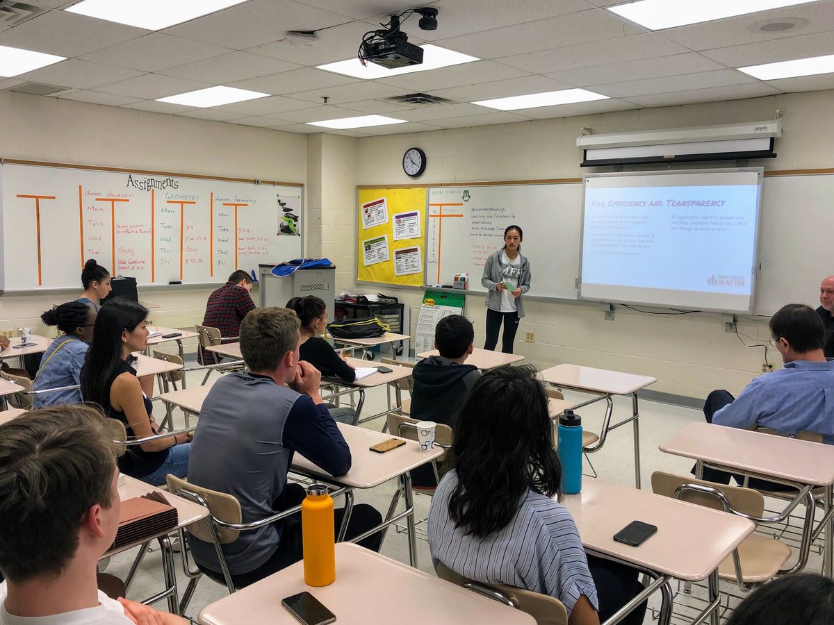 A big thank you to all the students who came to our Youth Creating Change grassroots organizer training last week to learn about team management. And thank you to our mentors who helped provide guidance!