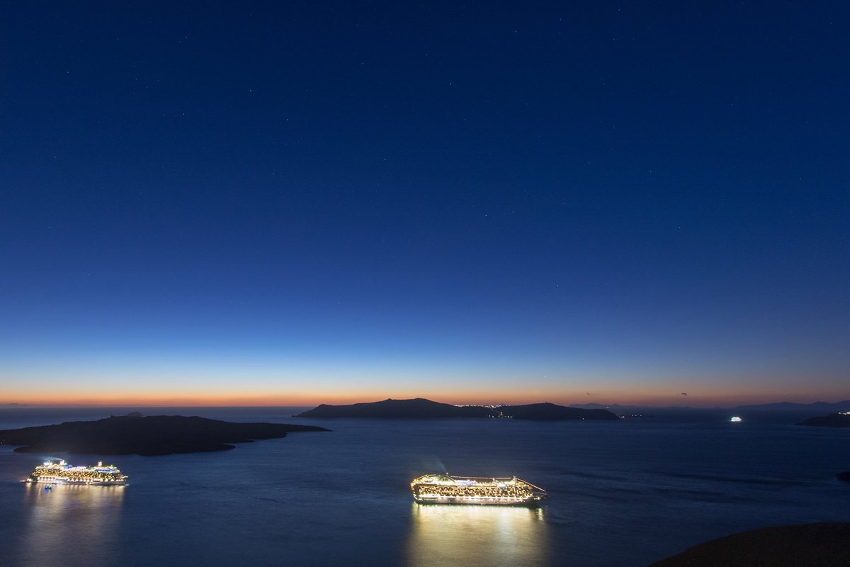 HotelVillaRenos's tweet photo. Enjoy for sunset scenery around our hotel.
https://t.co/sml8TnxQNw

#VillaRenos #VRCafe #calderaview #Santorini #BestLocations #AmazingView #BestHotels #HotelsToVisit #PlacesToVisit #VisitSantorini #Greece #Fira https://t.co/TmlzflXxrd