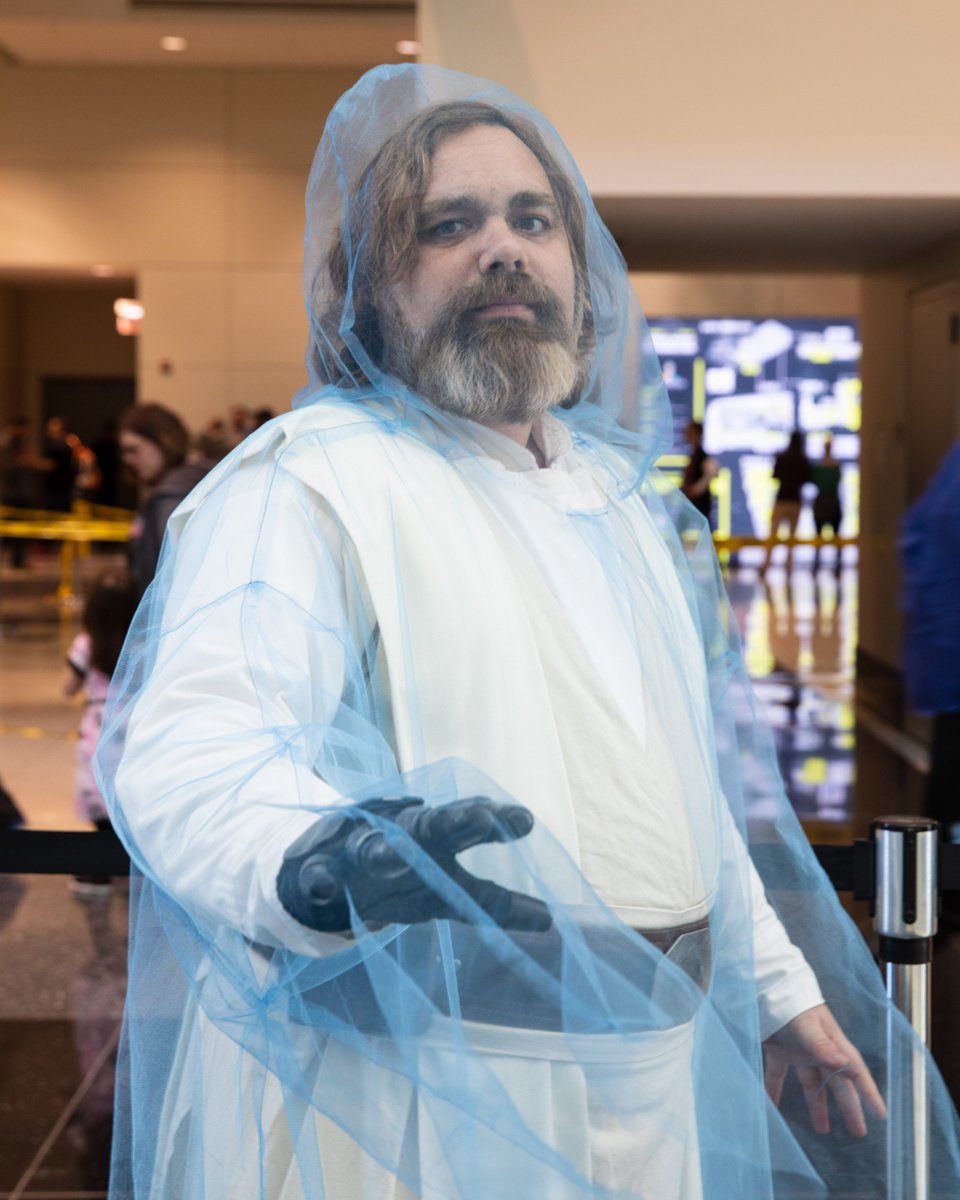 starwars's tweet photo. We’ve been seeing cosplay all weekend at #StarWarsCelebration that is out of this galaxy! Take a look at some highlights: https://t.co/VwrEoqvo7v