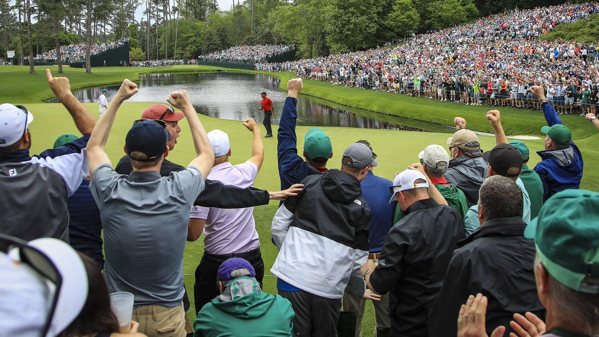 PGATour's tweet photo. Sunday roars for @TigerWoods. https://t.co/rbAYmcYHqe
