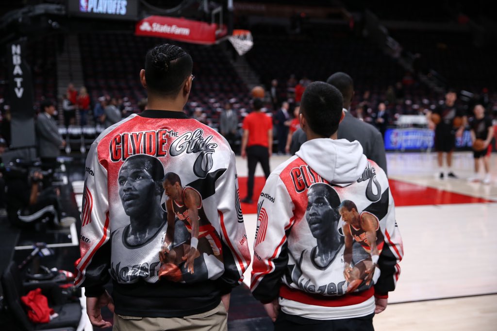CHold's tweet photo. These go hard https://t.co/ctWdXMPJHr
