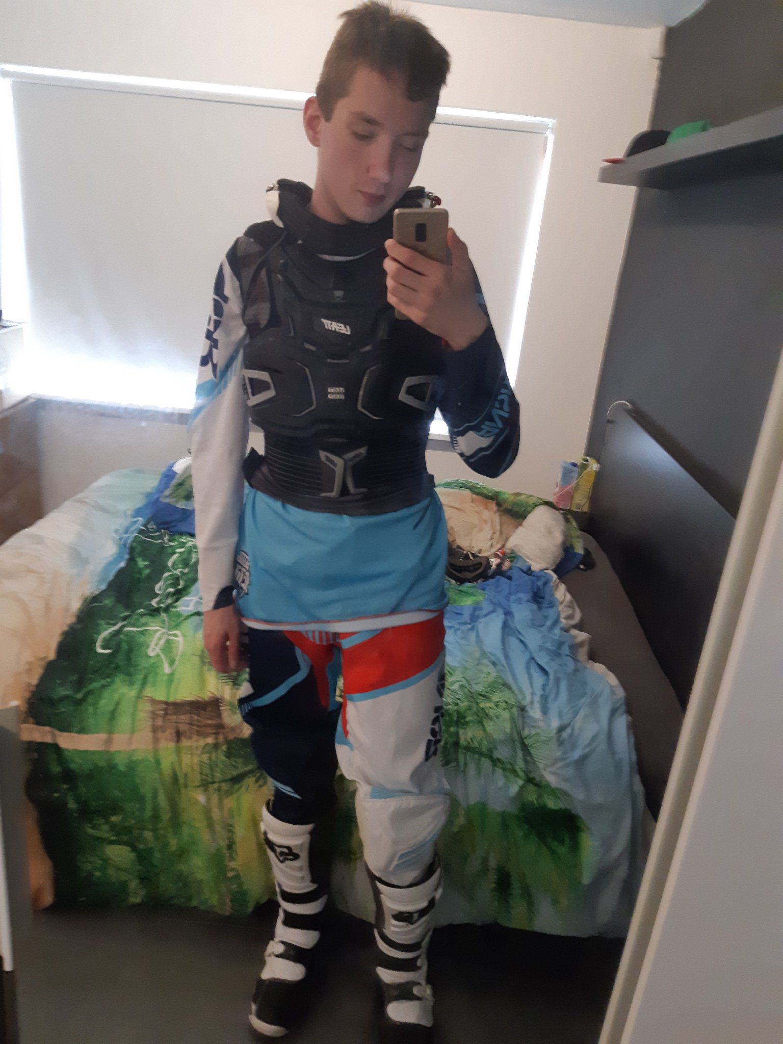 1 pic. Had my first real experience with motocross gear today, thanks to Kennyfox?
#fetish #motocrossgear
