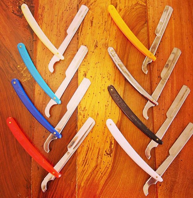 OmApsara's tweet photo. Sedef and Ali Biyikli razors, all come with free shipping 
.
#barber #menshair #barberlife #barbershop #barbers #razor #shavette https://t.co/ZrsmiGecTm