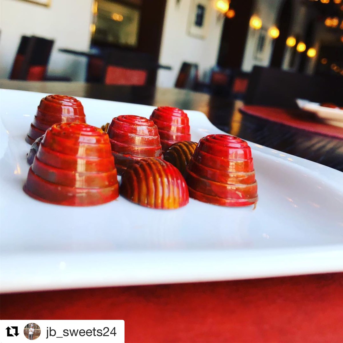 Happy to show off the work of our talented pastry cooks! #Repost @jb_sweets24
・・・
Maple bacon bonbon for American Bounty. #chocolate #culinaryinstituteofamerica