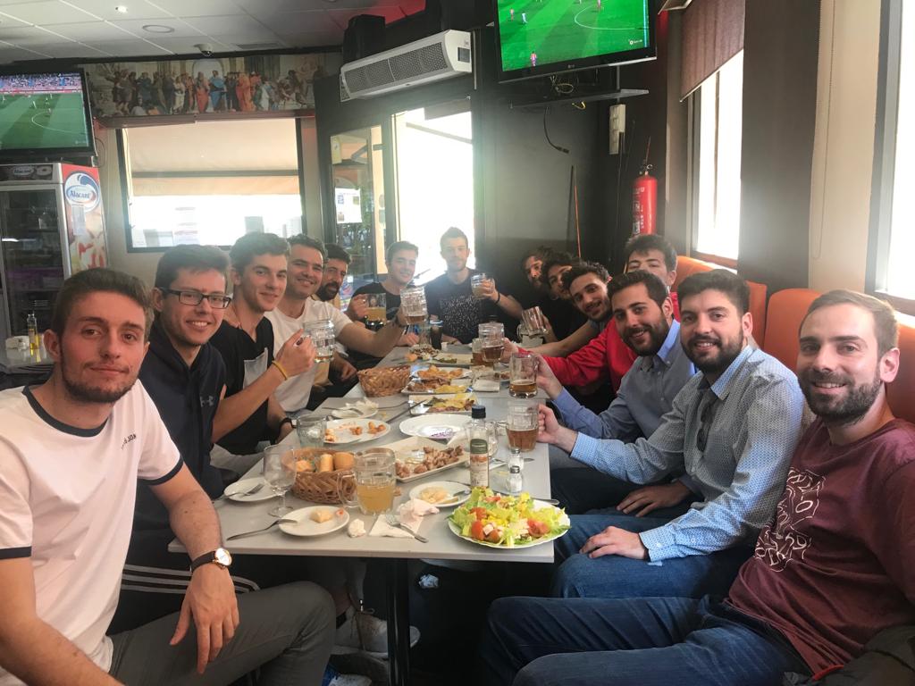ucacb's tweet photo. 🏀 1NACIONAL MASCULINO 🏀

🔝 Gran victoria de nuestros mayores contra Socuéllamos que fuerzan el tercer partido de la eliminatoria.

👏🏻 Gran trabajo de todos en una victoria de EQUIPO.

👊🏻 ¡Preparando desde ya el siguiente partido!

#CanteraUCA https://t.co/XWtCjmF1QG