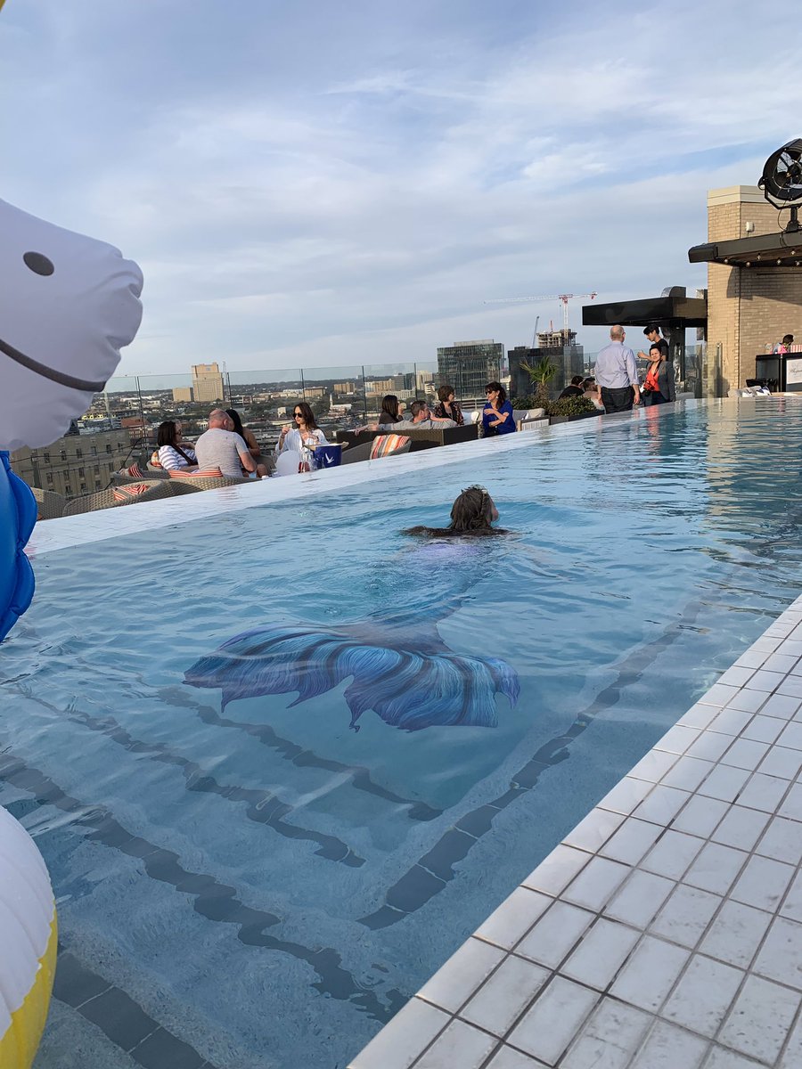 MelodytheMerma1's tweet photo. Don’t get tide down #mermaid #mermaidofdallas #melodyofdallas #statlerhotel #statlerdallas #finfolk #finfolkproductions #professionalmermaid #summer #dallassummer https://t.co/7jDs7bCzCY