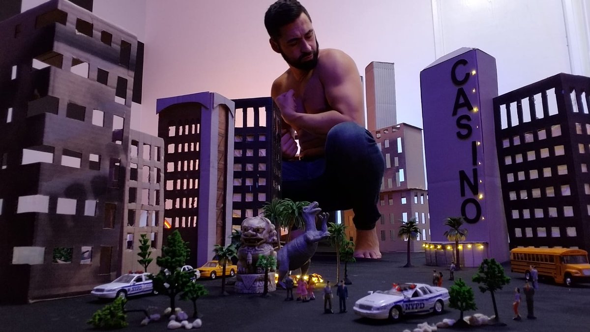 WestCoast_God's tweet photo. NEW VIDEO: GIANT WESTCOAST RETURNS TO TINYTROPOLIS LINK: https://t.co/dUMNdsCpWa #giant #macrophillia #macro #growing #growth #tinytropolis #Crushing #vore #Crush #buttcrush #footcrush #sizetwitter @giantworship @GiantJockFoot https://t.co/xxmACOAMt9