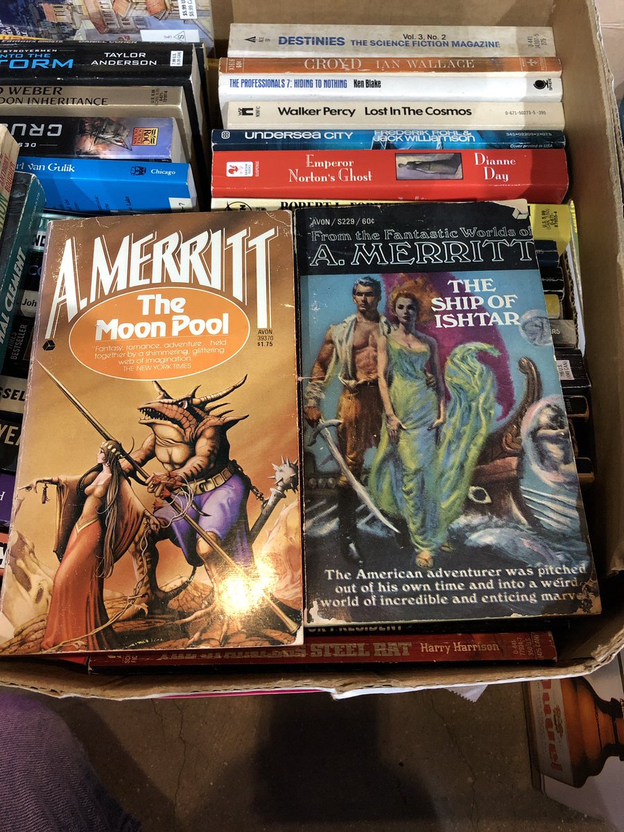 ThickSkullAdv's tweet photo. Some #AppendixN finds at #monsterpalooza as I continue to burn though all the #amerritt books https://t.co/GhQsN6zJwU