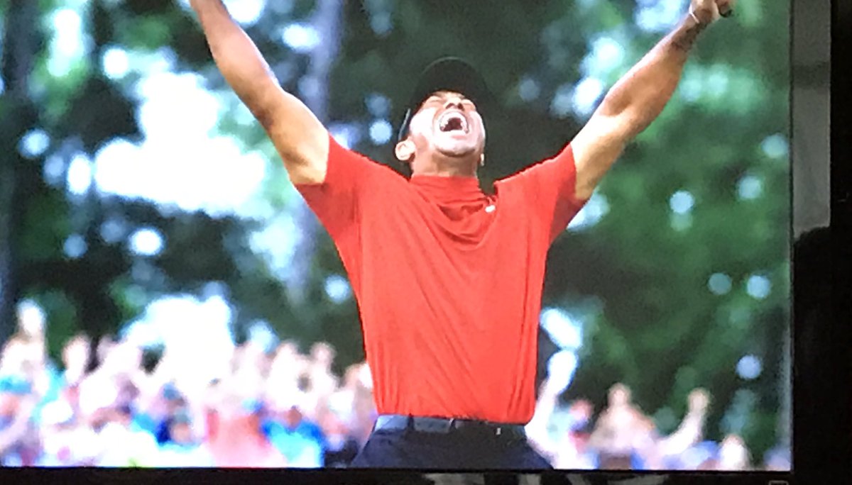 televisiongm's tweet photo. “It fits!” ~ @TigerWoods, 2019 Masters Champion. Yes, it does. Congratulations! #comebackoftheages #alwaysachampion #greenisyourcolor https://t.co/k4Nut32WQv