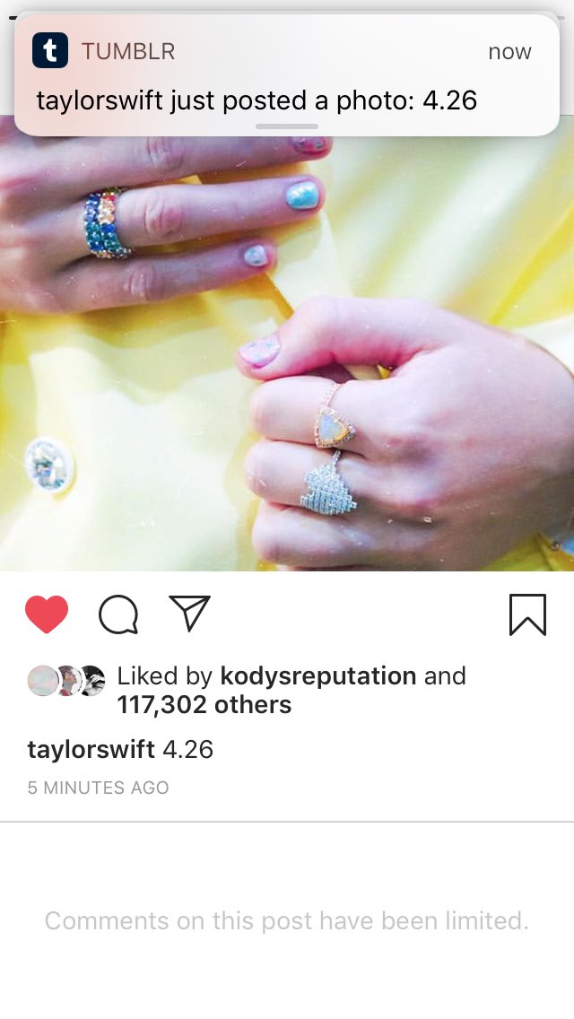 whitecroplongs1's tweet photo. @taylornation13 @taylorswift13 IT SAYS THE COMMENTS ARE LIMITED WHAT DOES THAT MEAN AND WHY ISNT THERE MORE ATTENTION BEING CALLED TO IT #April26TaylorSwift https://t.co/YizB96KE21