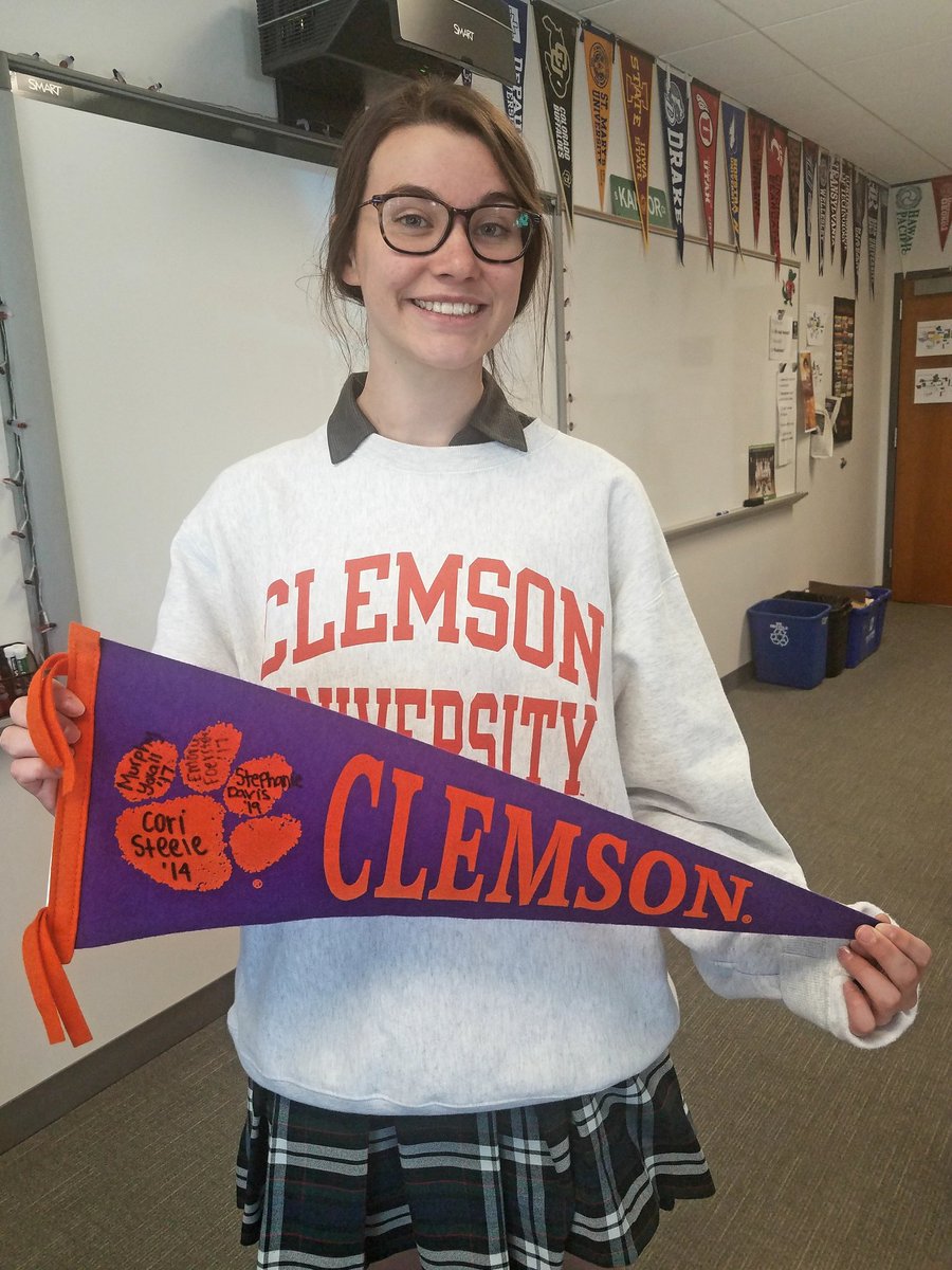 BLNEHS's tweet photo. Stephanie Davis, a fabulously fun and friendly Friar cheerleader, has made a dynamic decision: she's heading to Clemson University!  Congratulations!  @blathletics @BishopLynch @ClemsonUniv https://t.co/DwqbUQTDef