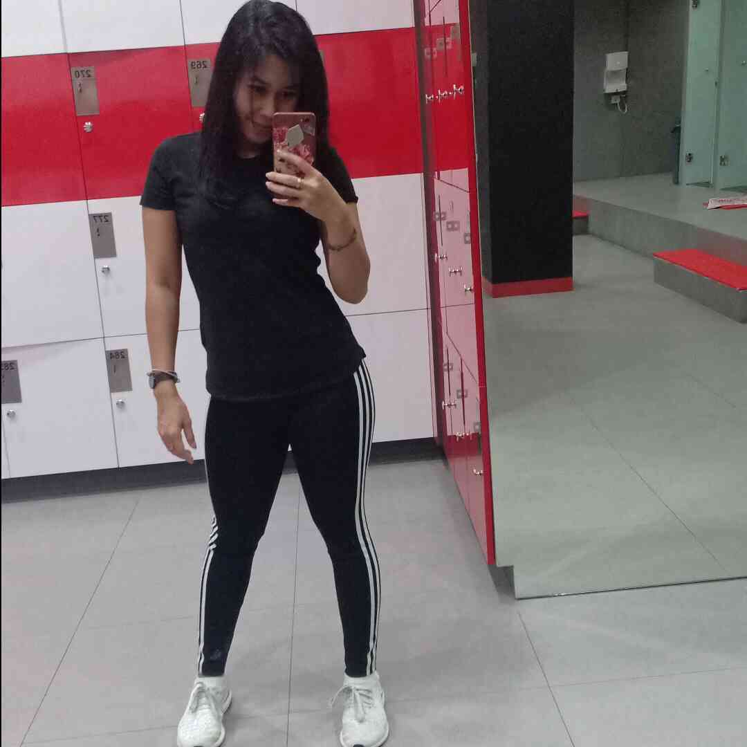 Wow, Amazing! V_v 💦🍑 is broadcasting on Young.Live ,come to join! m.cblive.tv/4071401?packag…