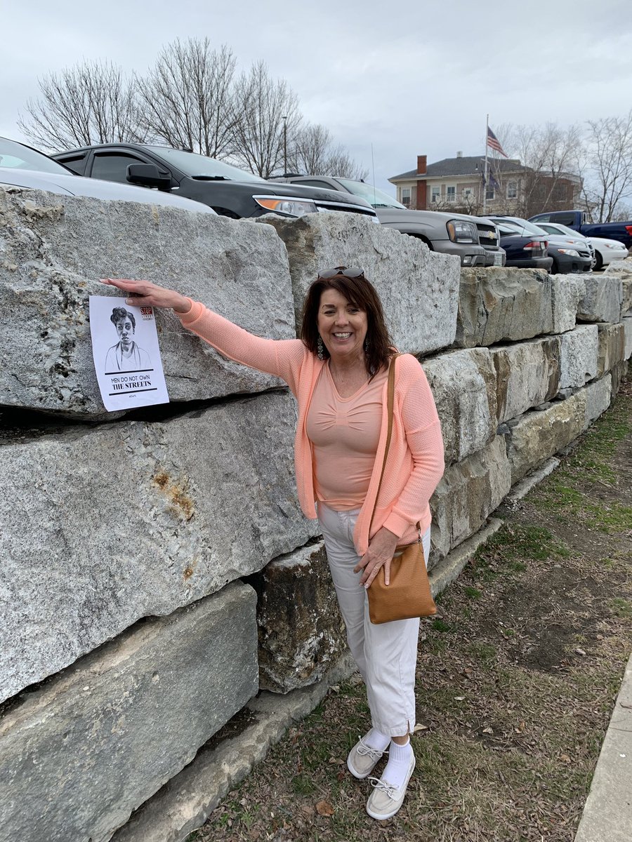 alankearl's tweet photo. Demonstrating against street harassment in Topsham, ME #StopStreetHarassment  #MeetUsOnTheStreet  #hkearl https://t.co/gDkXeOfm8D