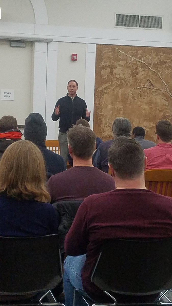 MattMartinChi's tweet photo. Thrilled to join @Andrefor40th and @Mariafor49 talking to @reclaimchicago.

Community organizations like this are so important. Working hand-in-hand with ordinary Chicagoans is how we can make sure these issues that we've been talking about are reality and not just talking points https://t.co/tfVMyCLrAC