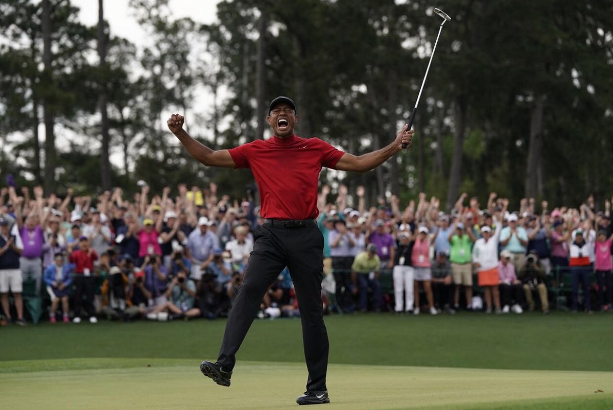 tahirjahi's tweet photo. There’s no coincidence that Tiger Woods wears a red shirt with black pants when he participates in the Masters. (1997, 2001, 2002, 2005, 2019) When he wins....Red, Black and Green - Don’t get it twisted. 🙌🏾🙏🏾💪🏾 - Congrats Tiger! #themasters2019 #Tiger https://t.co/rtrHPfQuJM