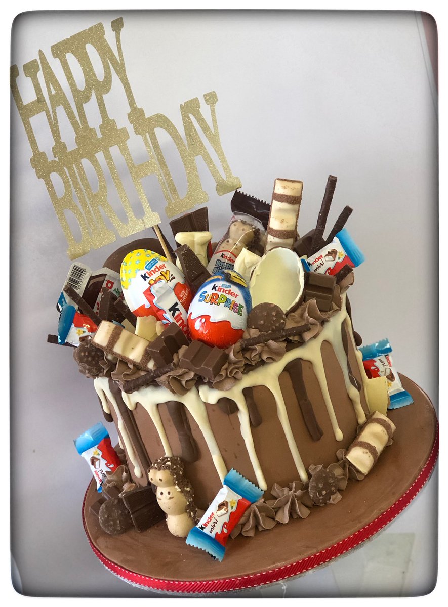 cakesbydesignnw's tweet photo. #kindercake https://t.co/bwtEVqZe9F