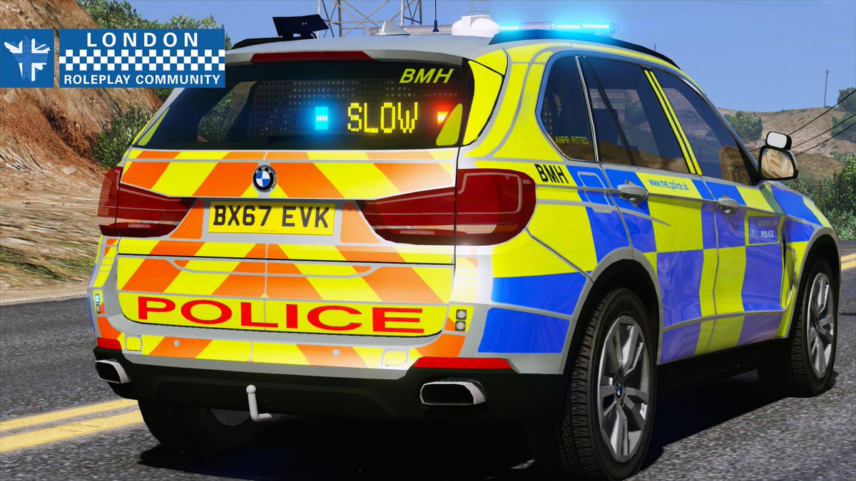 __Sneddon's tweet photo. In our BMW X5 F15 tonight, watching southbound motorway traffic into the city and will be watching out for any wrongdoers on the roads in Bromley South later on. Remember to keep your speed down, use the correct lane and don't use your phone while driving. Have a safe shift all. https://t.co/2ANsTTBlmI