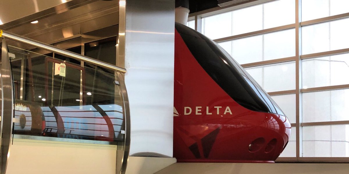 HaakeTranspo's tweet photo. Connecting through @DTWeetin on the way to #HDRTranscon! https://t.co/1QUycIMpwQ