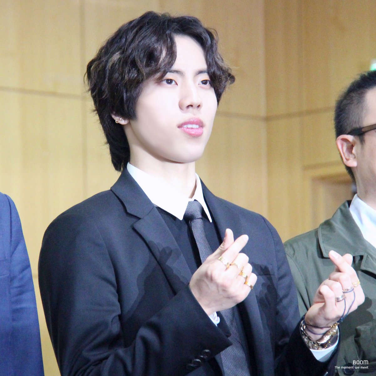 돈고오오~ 돈고오오오~~
마음같아선 마구 질척이며 안 보내고 싶지만 지금보다 더 빛날 동우를 기다리고 있을게 우리 사랑둥이 긍정왕 또또우 몸 건강히 잘 다녀와!
#기다릴게_동우야_잘다녀와