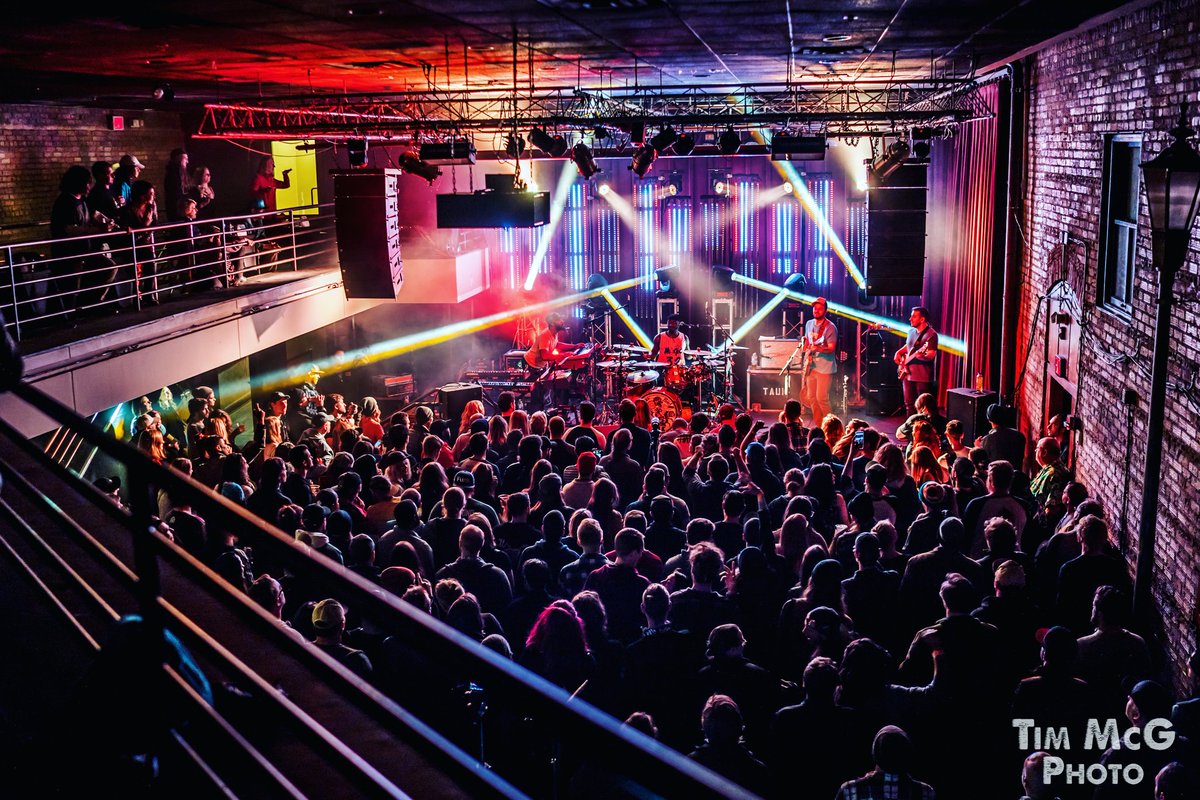 TimMcGPhoto's tweet photo. @TAUKband absolutely destroyed at @FinelineMpls last night! Don't miss them on the Let It Ride, Pt 2 Tour!
•••
#TAUK #FineLineMpls #Funk https://t.co/0wjxiG2eX4