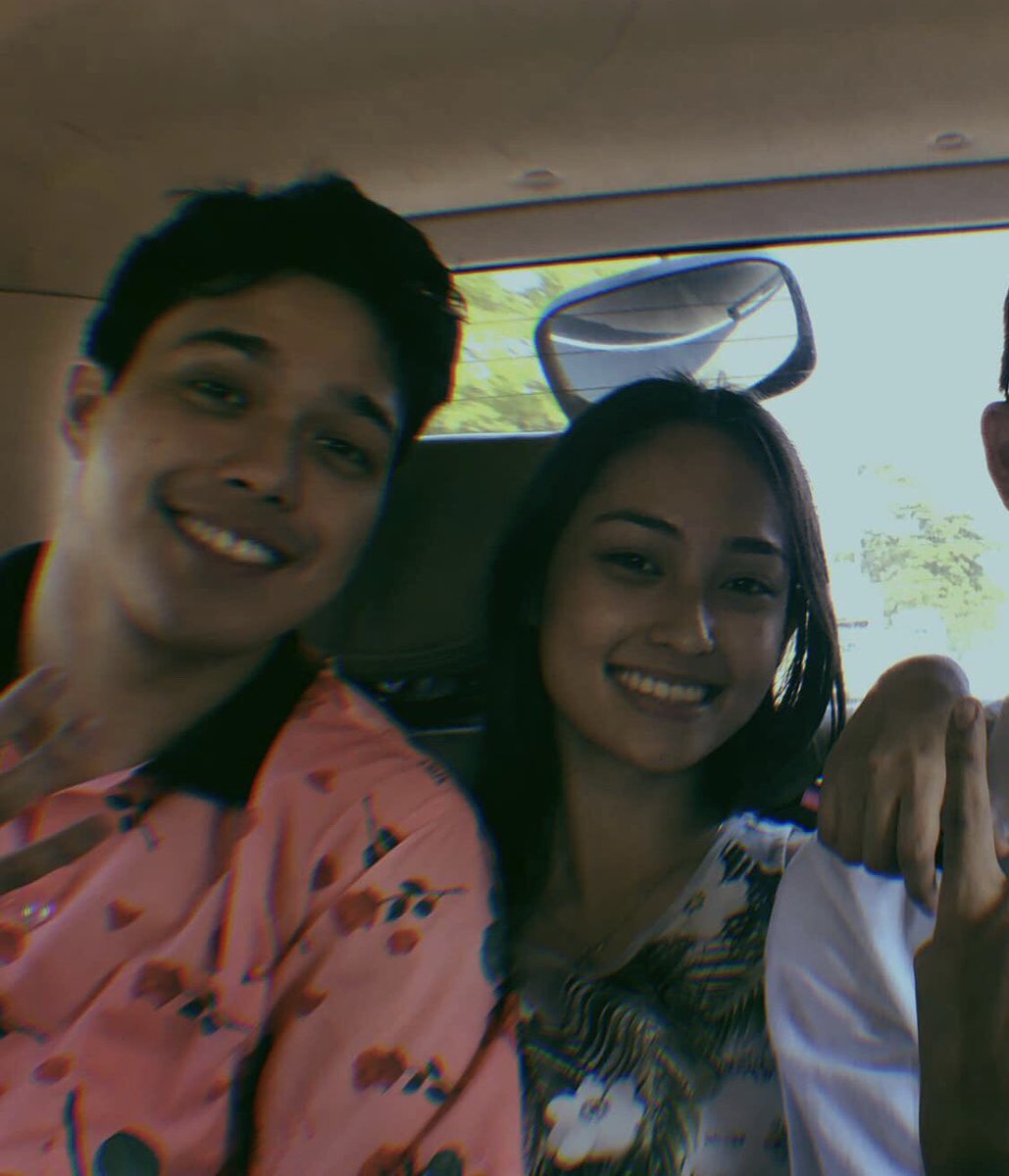 MeronWhat's tweet photo. @wonderlost16 @perfectterra @markusrpaterson @marcogumabao @SuperElmo eh eto pakiexplain nga,😊😊 https://t.co/HdJFvZYf7s