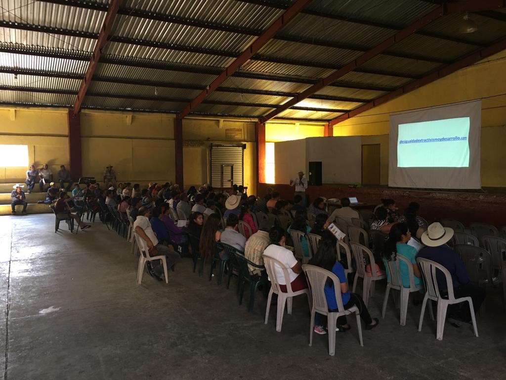 Esta semana cerramos oficialmente la devolución de resultados del Estudio “Desigualdad, Extractivismo y Desarrollo” con visitas a San Miguel, La Sierra, Las Flores y Colís, (Mataquescuintla). Agradecemos el interés de cada comunidad por ampliar el debate alrededor de la #minería.
