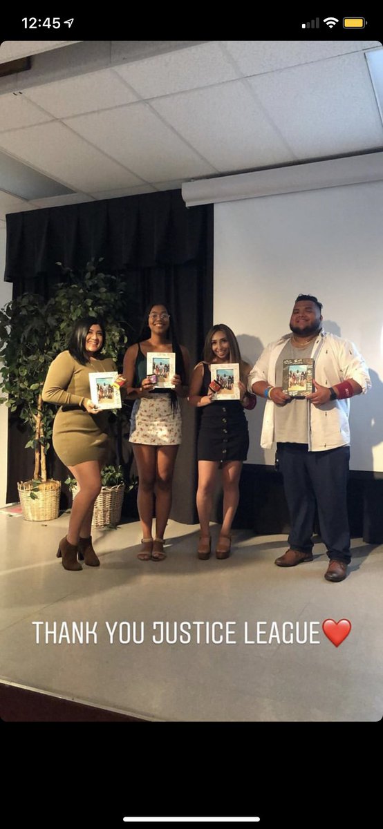 mtsac_cheer's tweet photo. End of season banquet ! This years ROTY, Leadership award , team that made it happen, and (not pictured) MVP who was at SDSU tryouts.... he made it https://t.co/zP19JonUnS