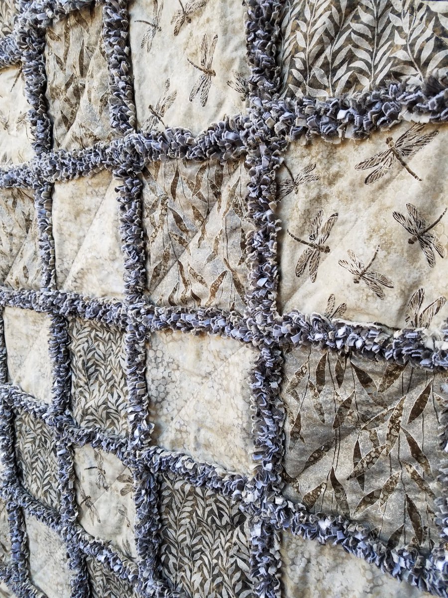 kirbykomforts's tweet photo. Want a Rag Quilt Comforter for your bed? WE'VE GOT YOU COVERED!: Rag Quilt Bed Comforter, Made to Order https://t.co/j1WRRqcRpD #bedding #patchwork #twincomforter #fullcomforter #queencomforter #kingcomforter #kirbykomforts #customorder https://t.co/EchlaMykaa