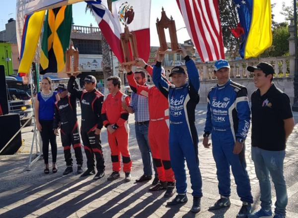 horaracingteam's tweet photo. Podio para @PanchoName y @armandozapata en el 51º Rally Montañas.
👇🏼 👇🏼 👇🏼 👇🏼
https://t.co/smIT7IqfNa https://t.co/KhXtk6bBLE