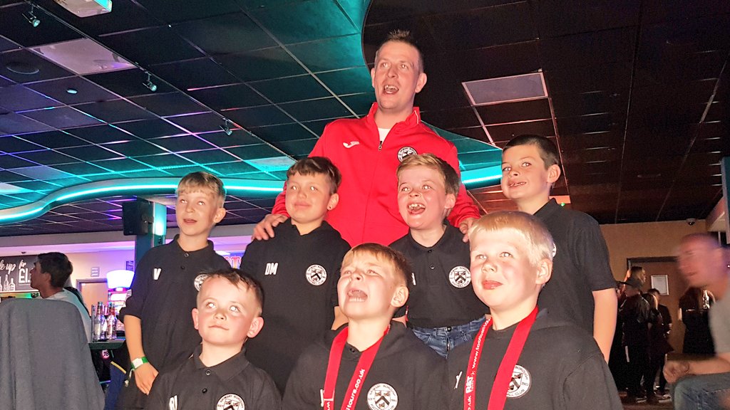 Grimsby_Borough's tweet photo. Its been a great weekend here in Great Yarmouth with our Under 8 Willec Side #RTTours #OneBoro #SigningOff https://t.co/O2nBHz2NNV