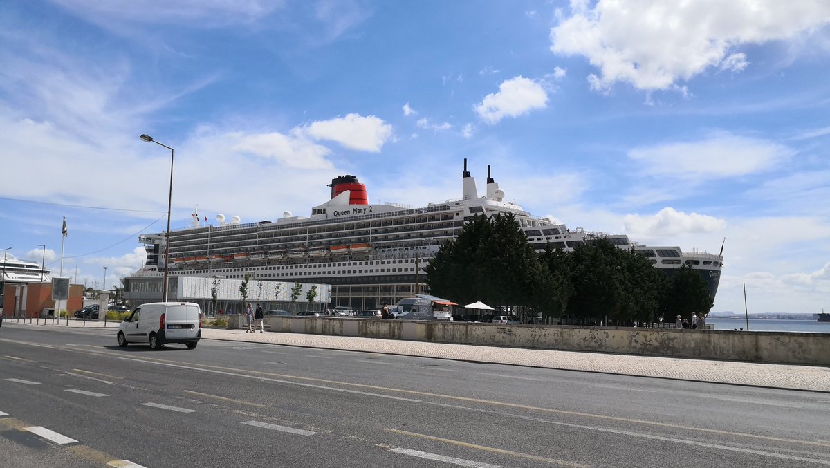 This thing clocks up the miles. Last time I saw it was Bermuda. This is lovely Lisbon.