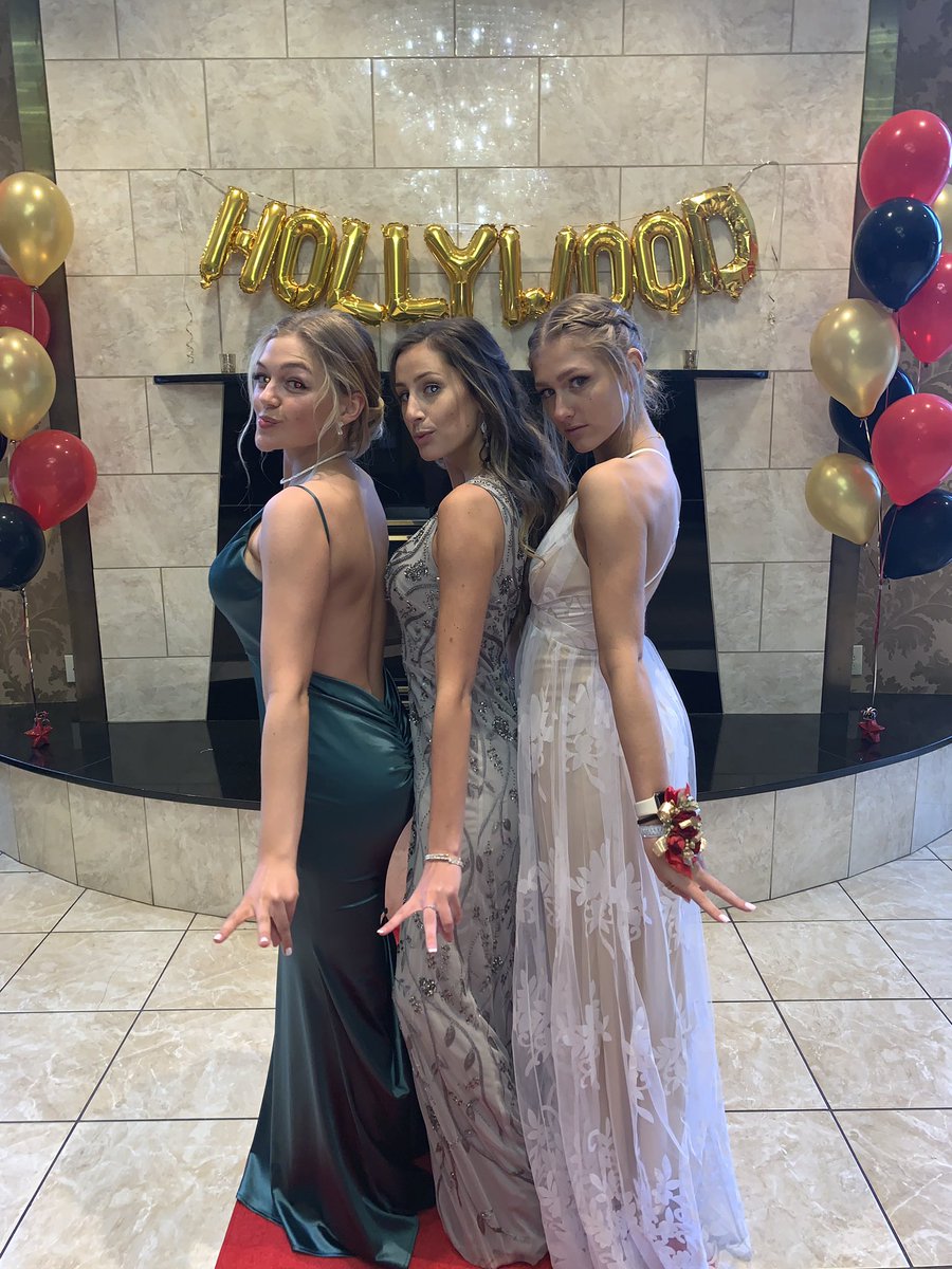 gotmaq's tweet photo. A couple of MAQ GOAT’s with what’s become the pose of the Volleyball season. Have fun and be careful ladies!!!!! https://t.co/pDX5NIuiT1