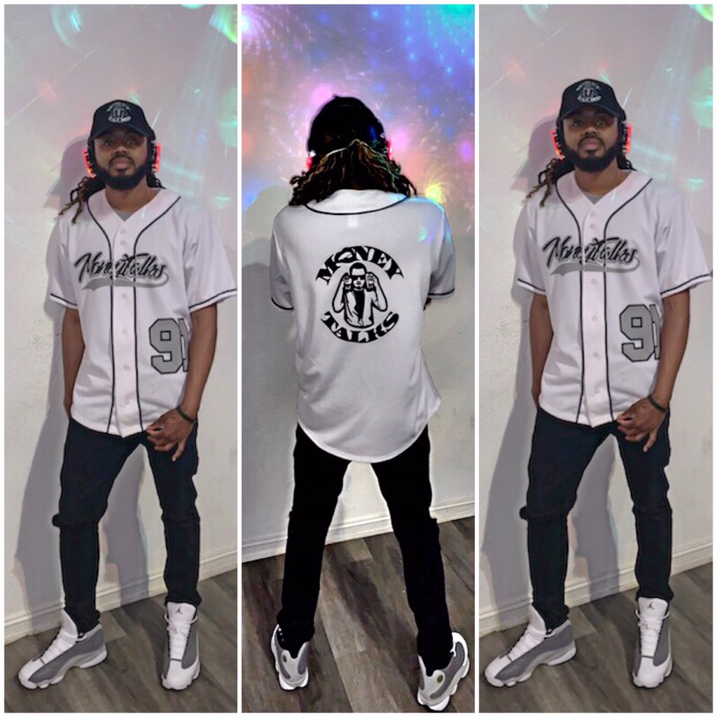 keygriff's tweet photo. I’m coke boi 🍚 leaning on you niggas 
If #MoneyTalks 💵 then I must be screaming on you niggas 🗣🗣🗣🗣
Kill Dat Noise Silent Headphone Party
#RepresentForMyTeamAsMuchAsICan #KeyGriffPromotions @CMCDaTeam #MoneyTalks #Keys2TheCity #SilentHeadPhoneParty #DifferentVibes https://t.co/TmJc1wdz0E