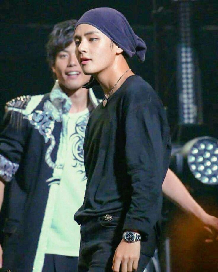 SamAbysss's tweet photo. #taehyung
#SingularityMasterpieceForever
" He sure is attractive. Devilishly handsome. Shit, Adonis is nothing compared to him.
That caram…" #Quote #Wattpad https://t.co/eKMMQ7puCd https://t.co/0pxiqn6JRr