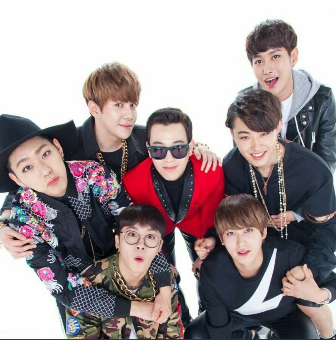Kim_DE26's tweet photo. BlockB8周年おめでとぅ!!
これからもずっと追いかけてくッッッ
#HappyBlockBday
#BlockB
#blockbisforever7 https://t.co/wLTy2DEprZ